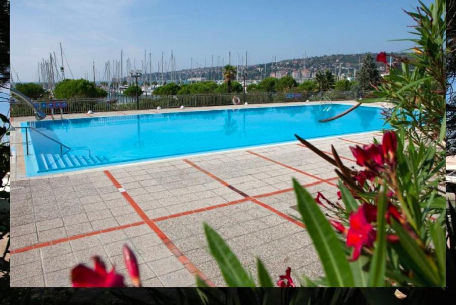 Maritime Deluxe Villa Portoroz Exterior photo